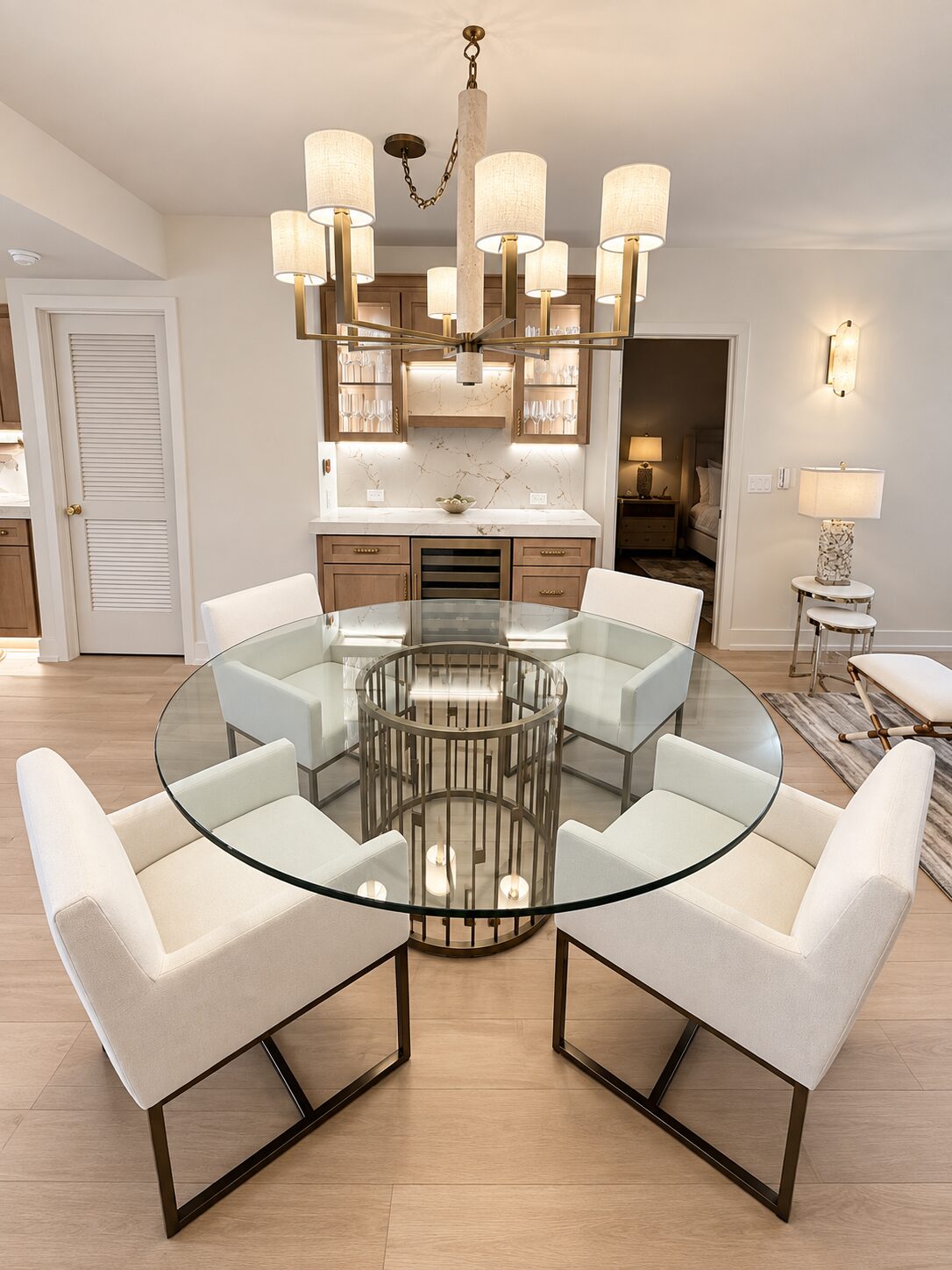 Gold Apartment