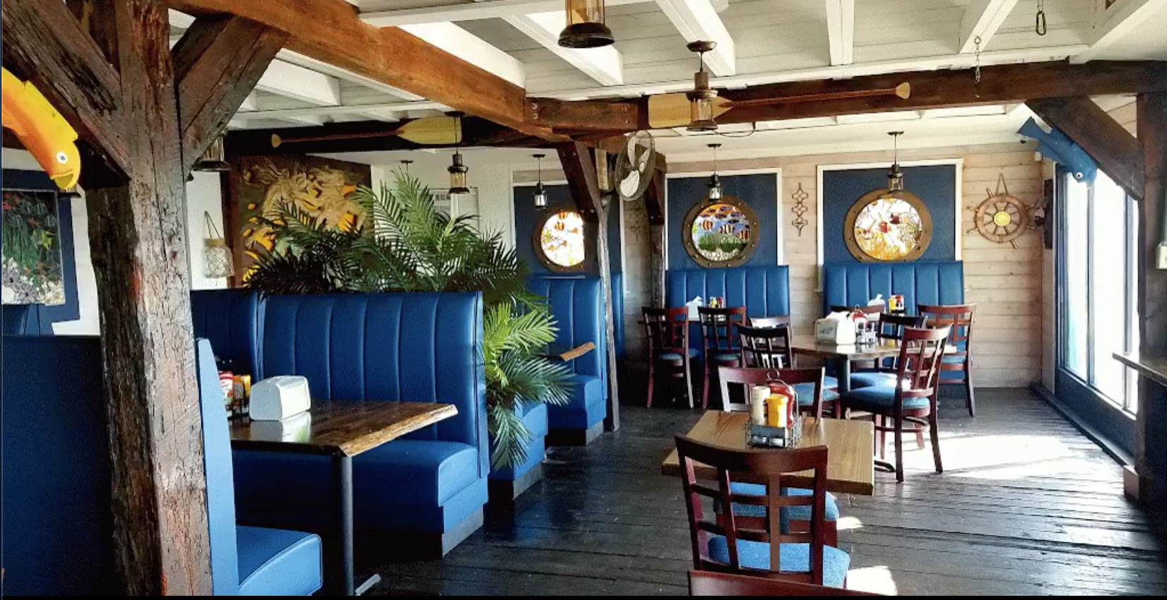 Hidden Treasures Rum Bar & Grill